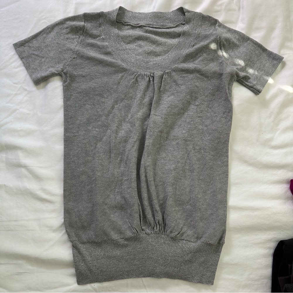 Gray Short Sleeve Knit Top